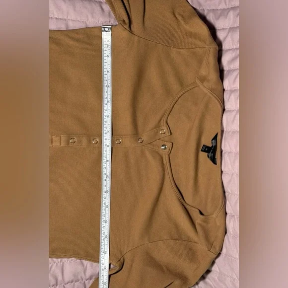 Banana Republic Long Sleeve Henley Top in Camel Brown - Picture 5 of 6